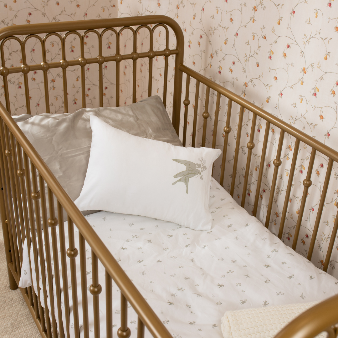 Bird top nursery bedding