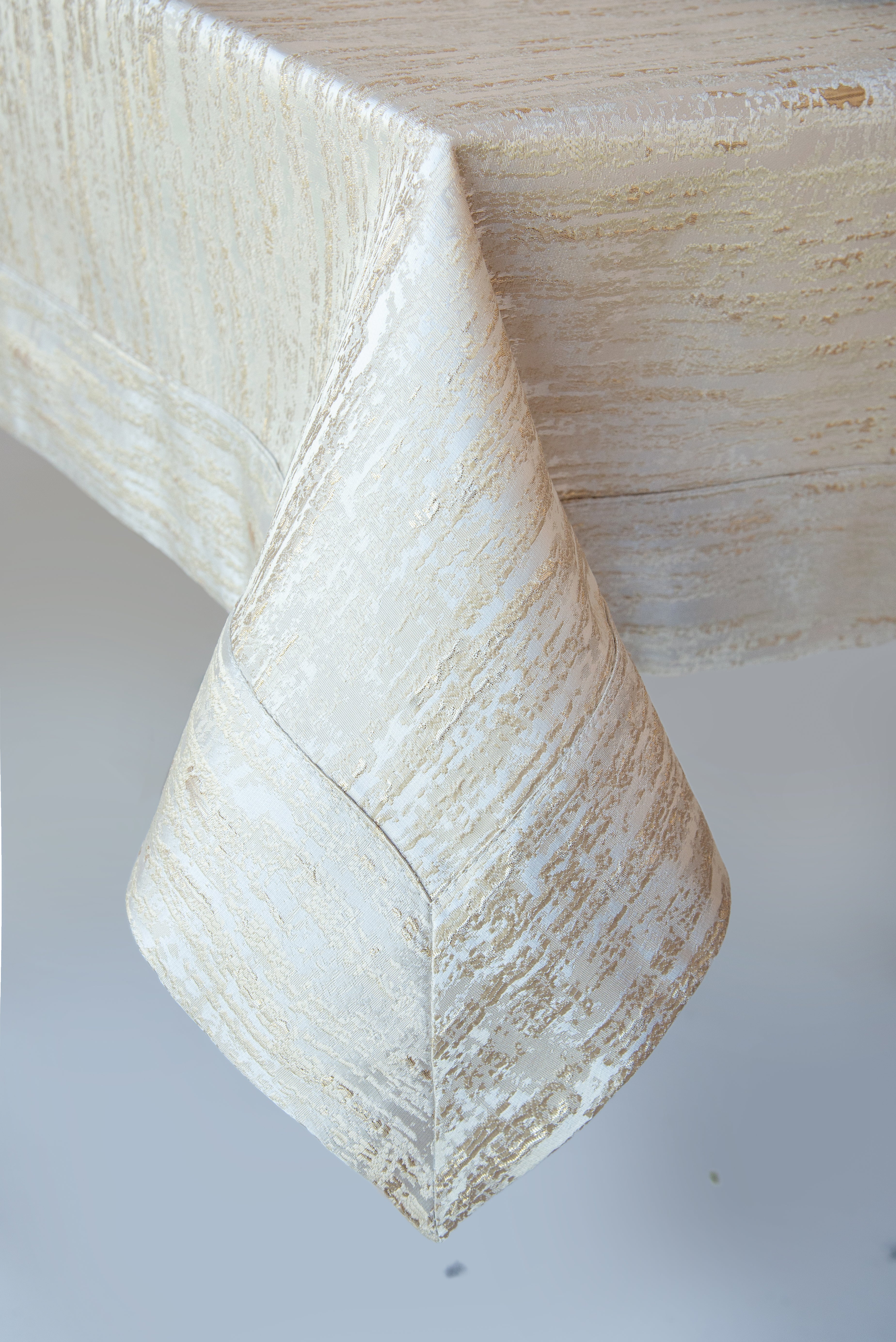 Adorn Your Table - Clara tablecloth