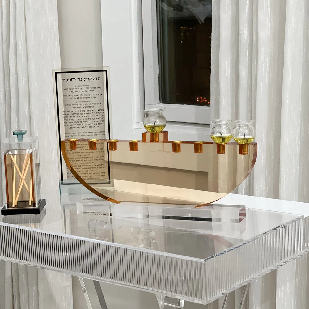 Amber Lucite Hadlokas Neiros Chanukah Card with Teal Base