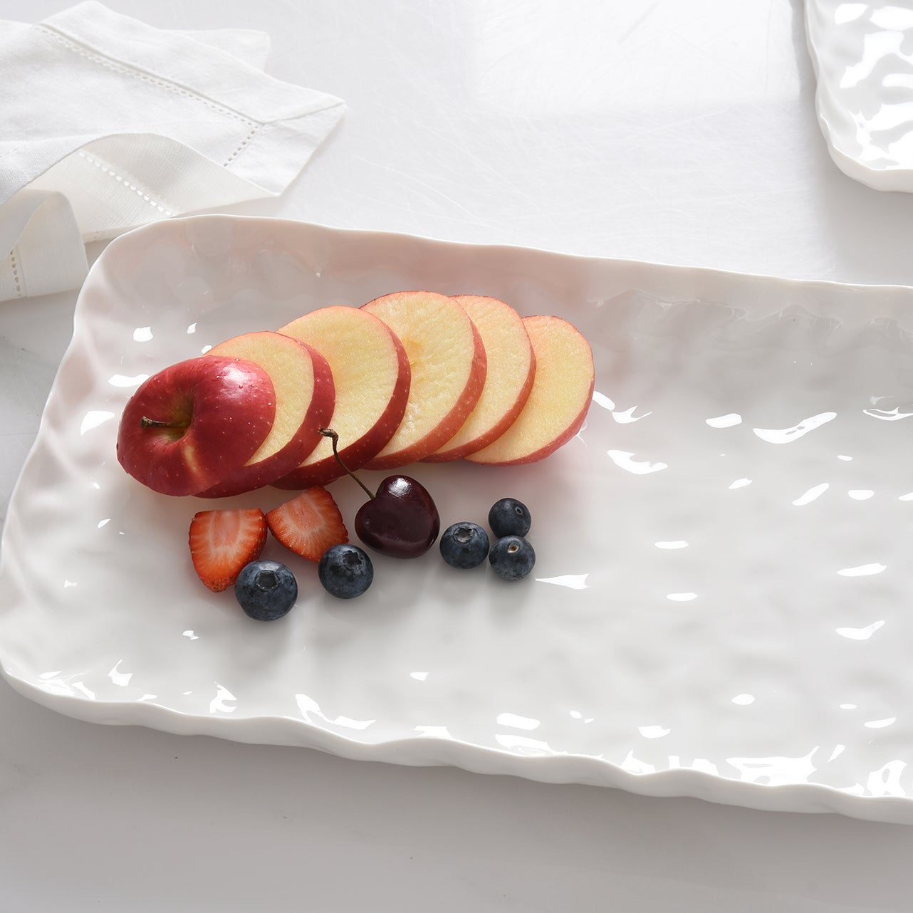 Willow Medium Platter