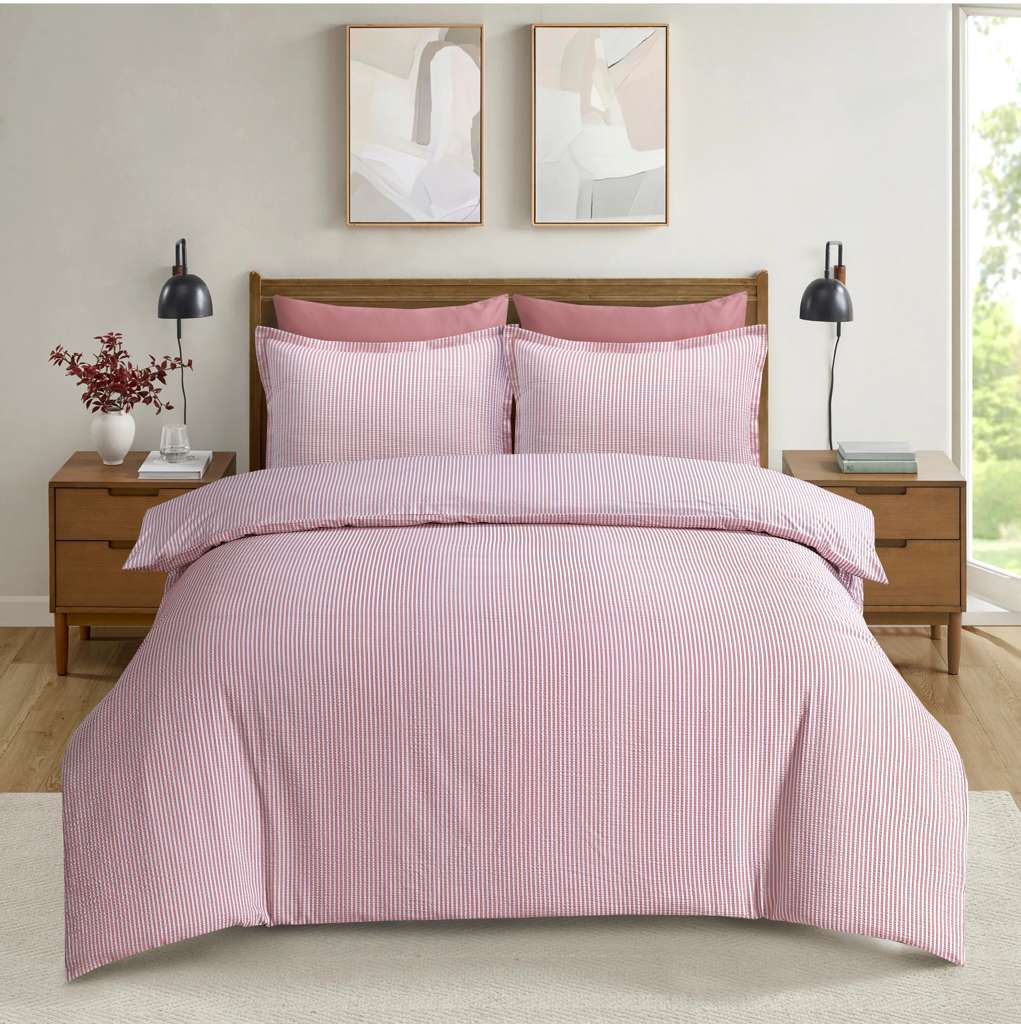 Aura Home Seer Sucker Duvet Set- Petal Stripe