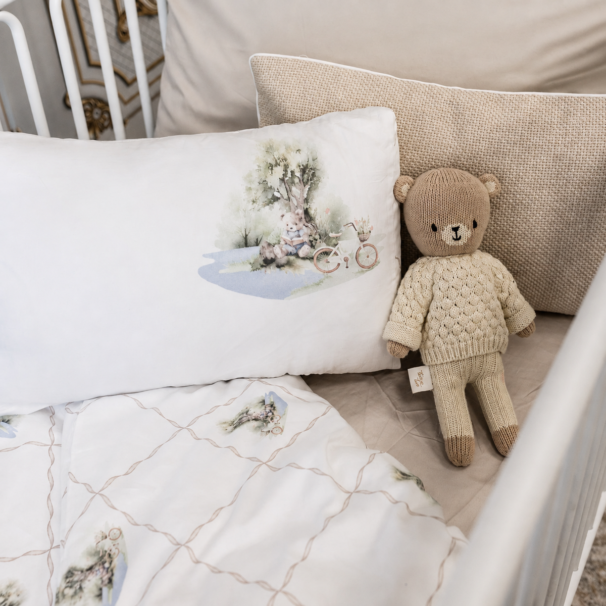 Petite Belle Teddy's Tale Crib Set
