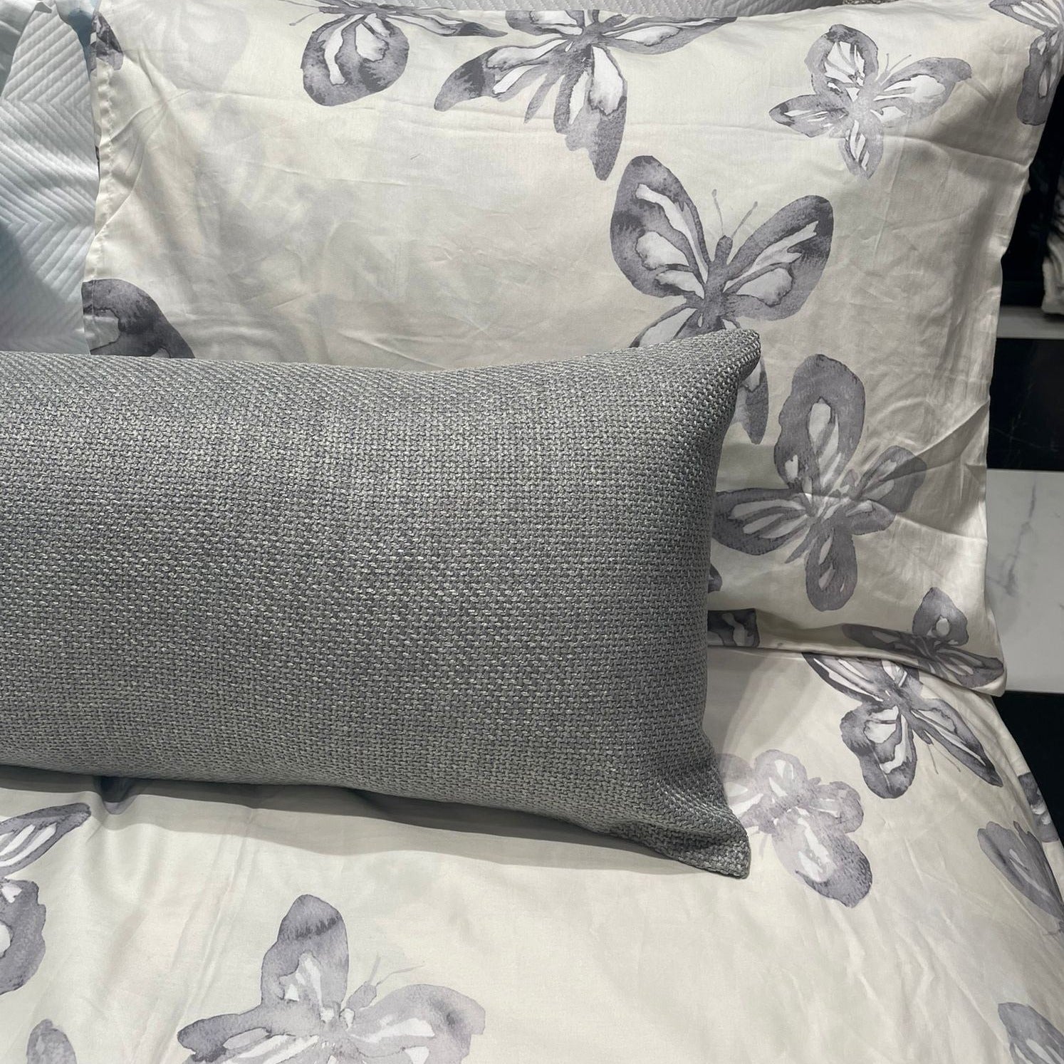 Burlap Lumbar Pillow