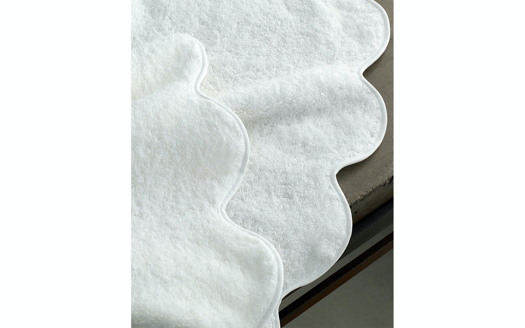 Matouk Cairo Scallop Towels