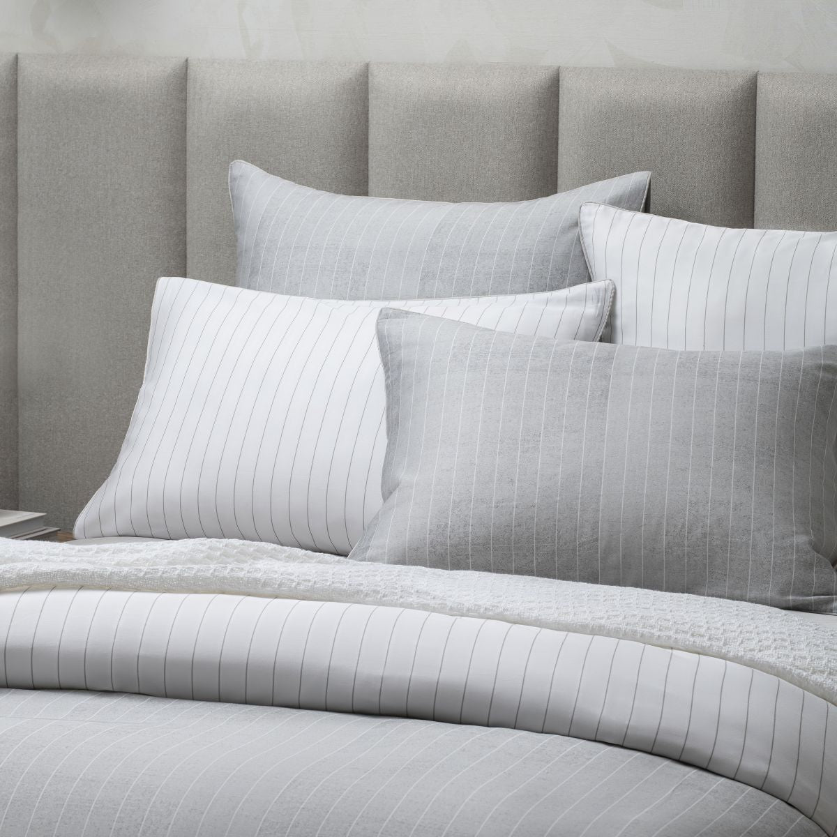 Aura Home Wesley Duvet Set- Grey