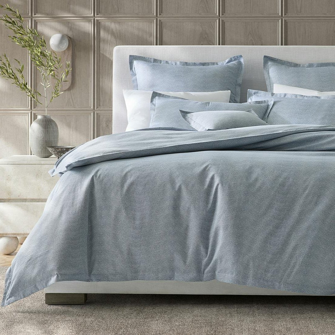 Matouk Jasper Duvet Set