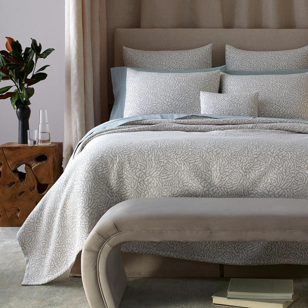 Matouk Cora Duvet Set