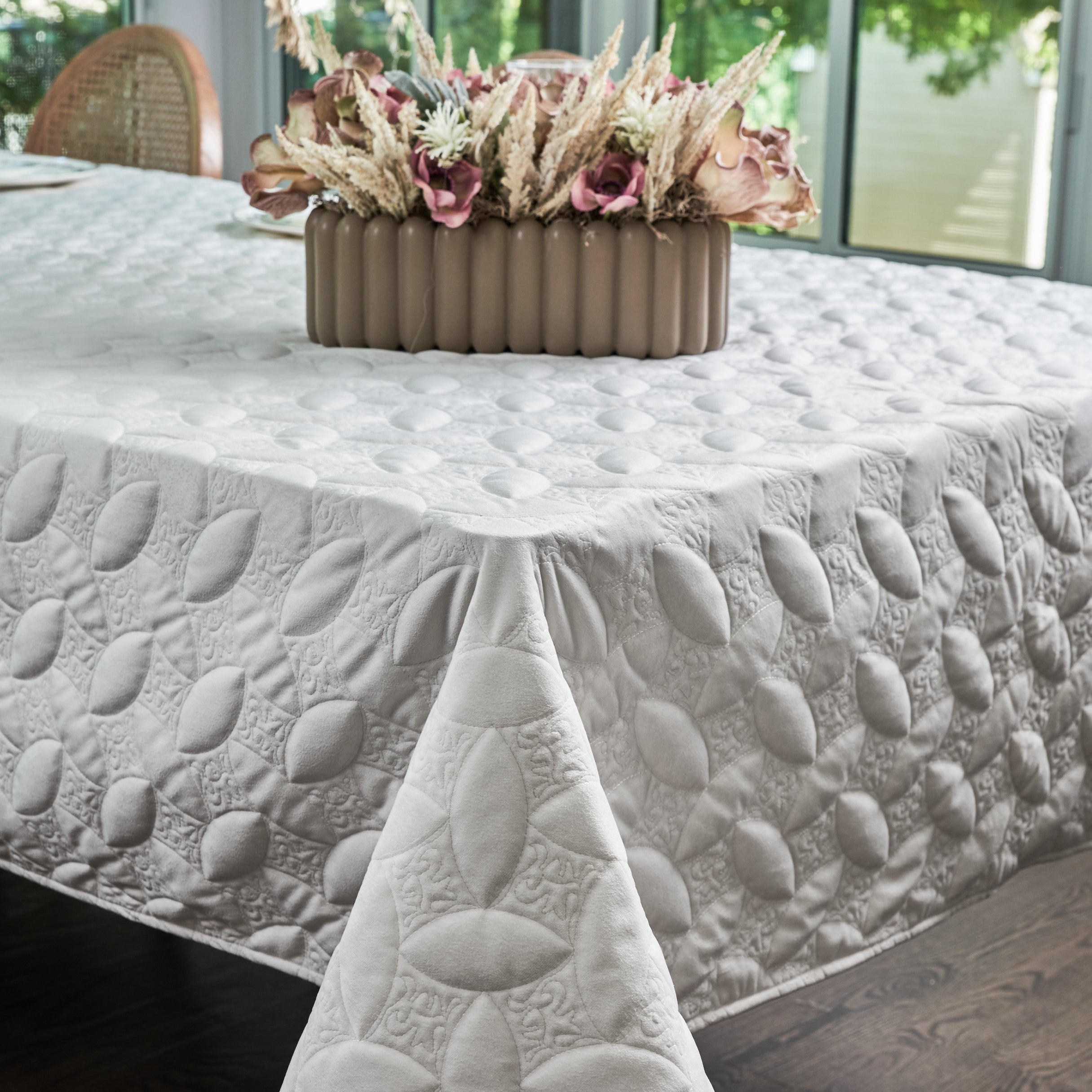 Adorn Your Table Marquis Velvet Quilt Tablecloth