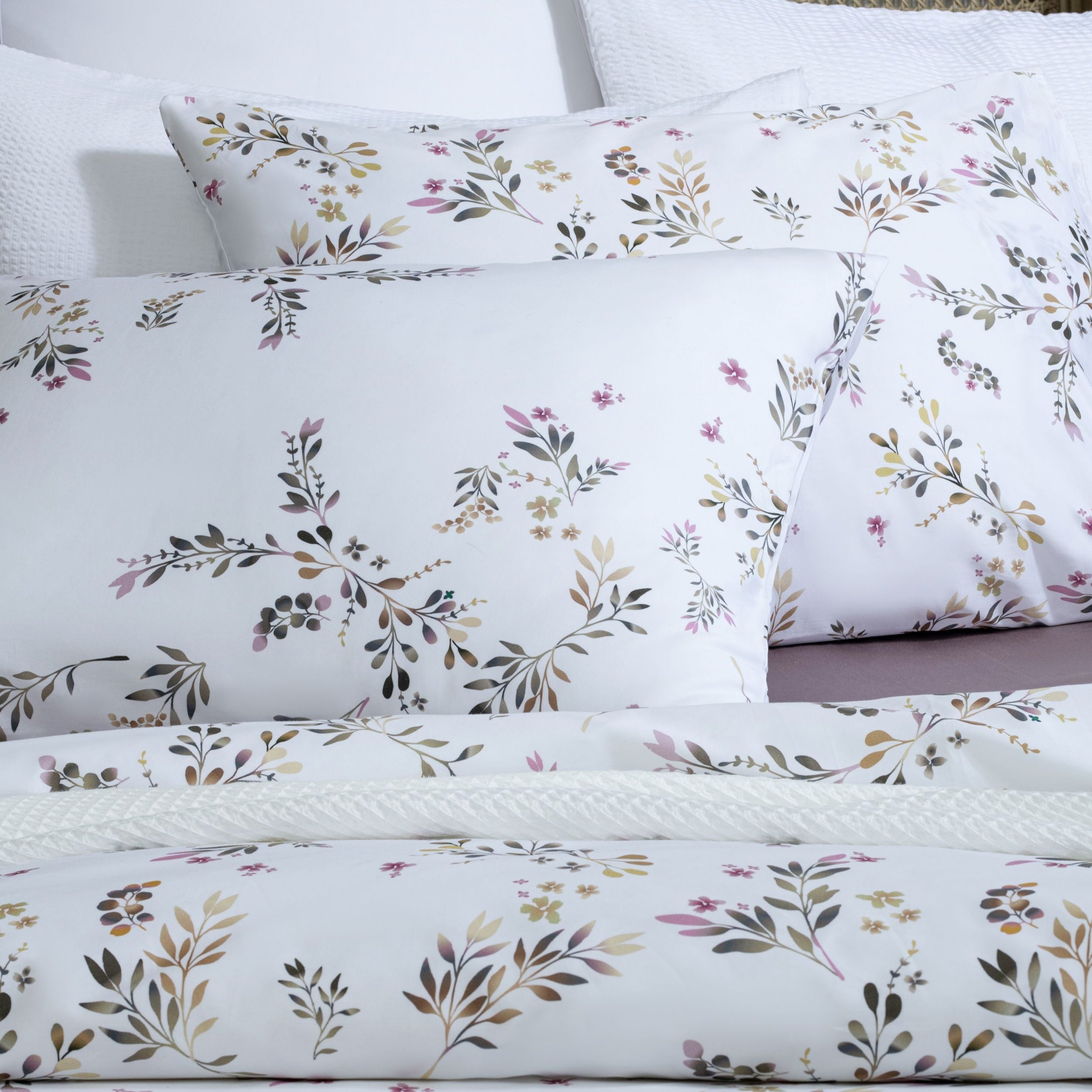 Aura Home Lillie Duvet Set