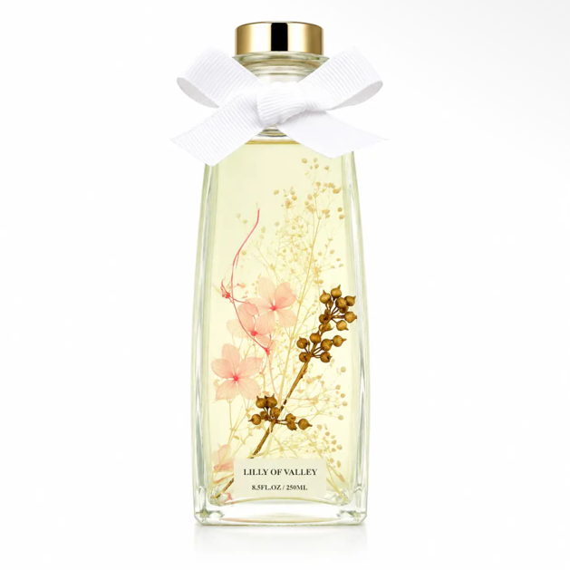 Dry botanical petals in Trapezoid glass: Lily of Valley