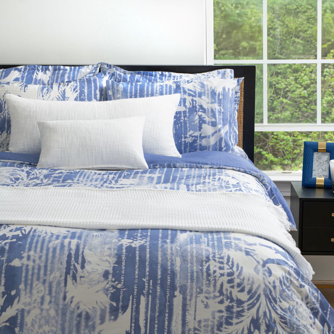 LUXE by A&B Cobalt Contour Duvet Set