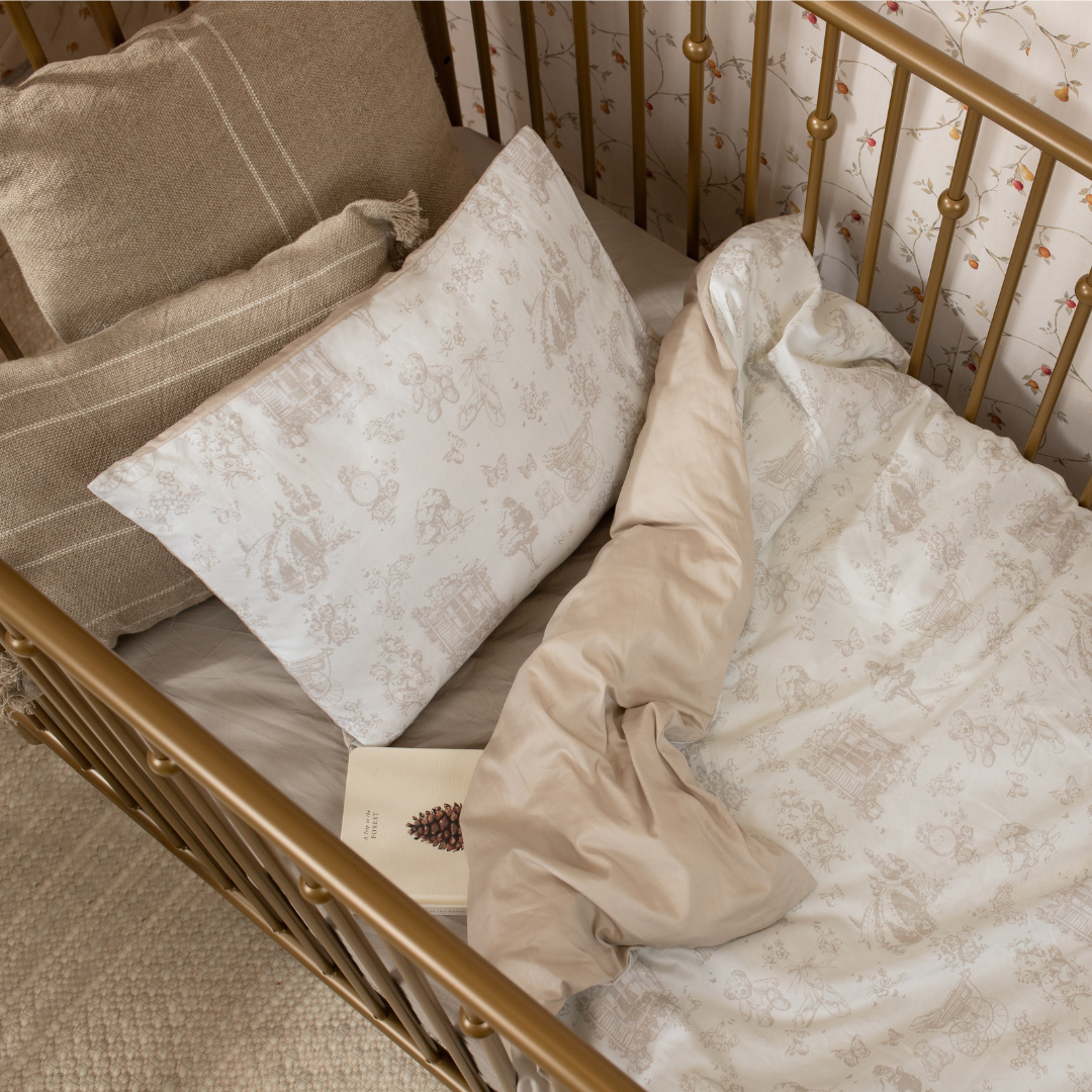 Belle top crib bedding