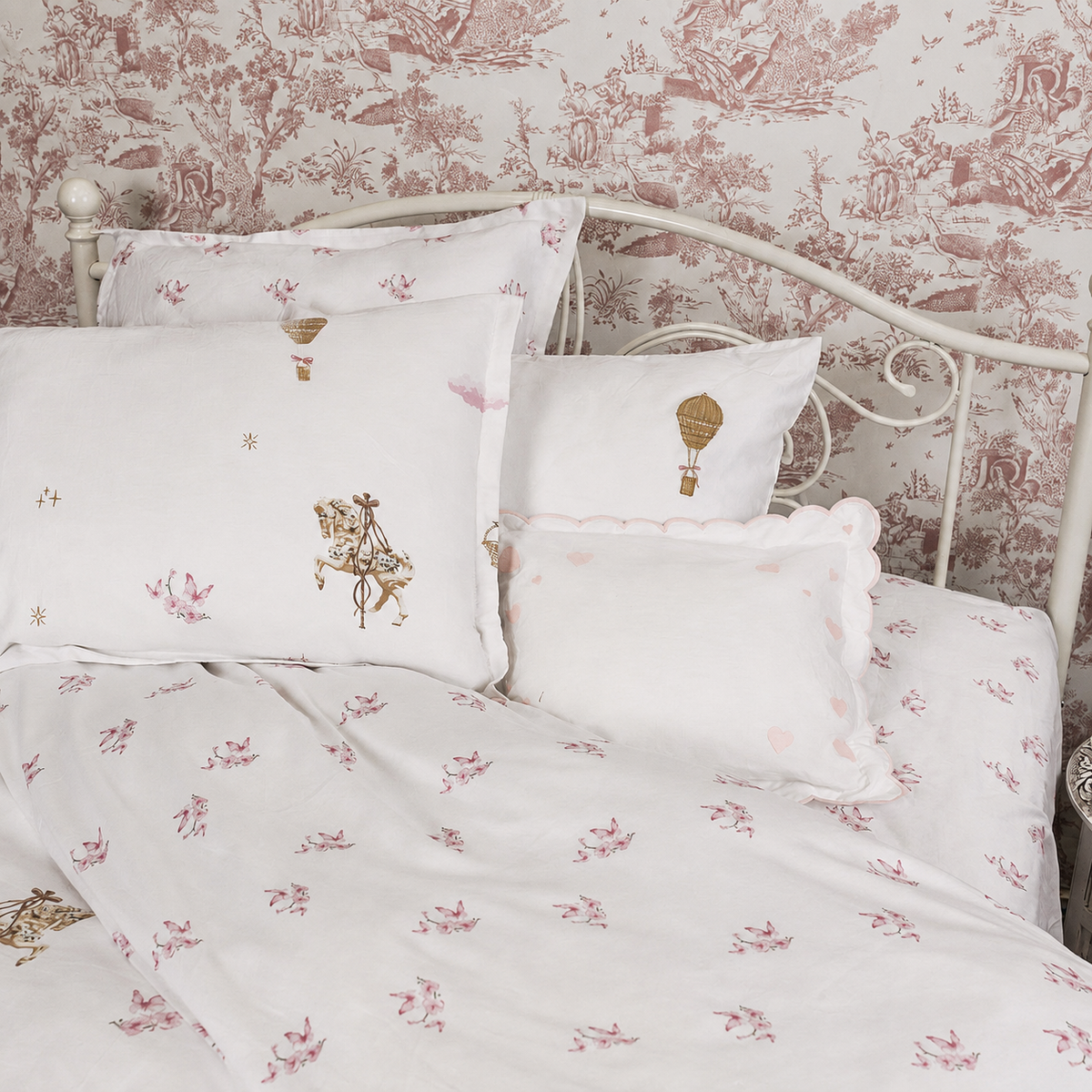 Carousel Dreams duvet set, mauve