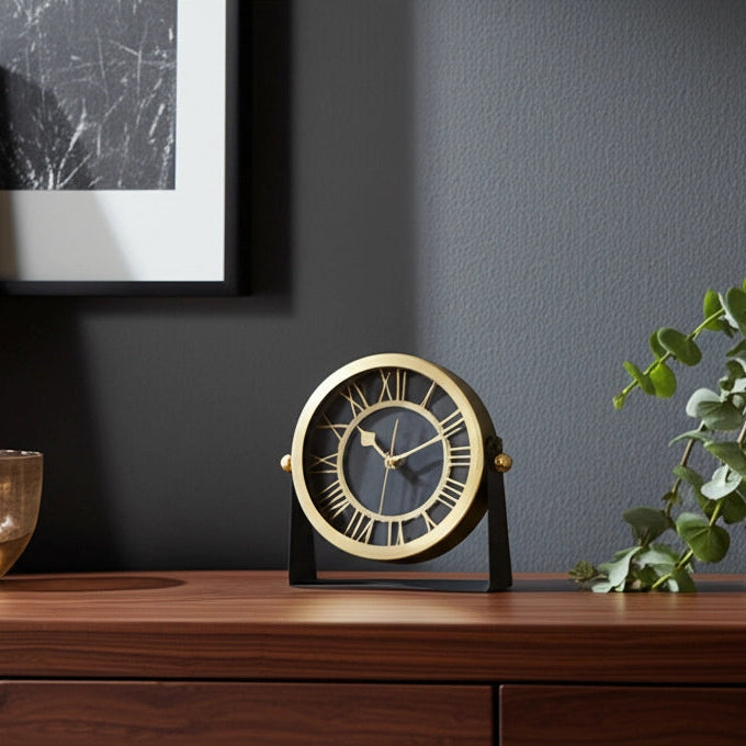 Modern Metal Round Table Clock
