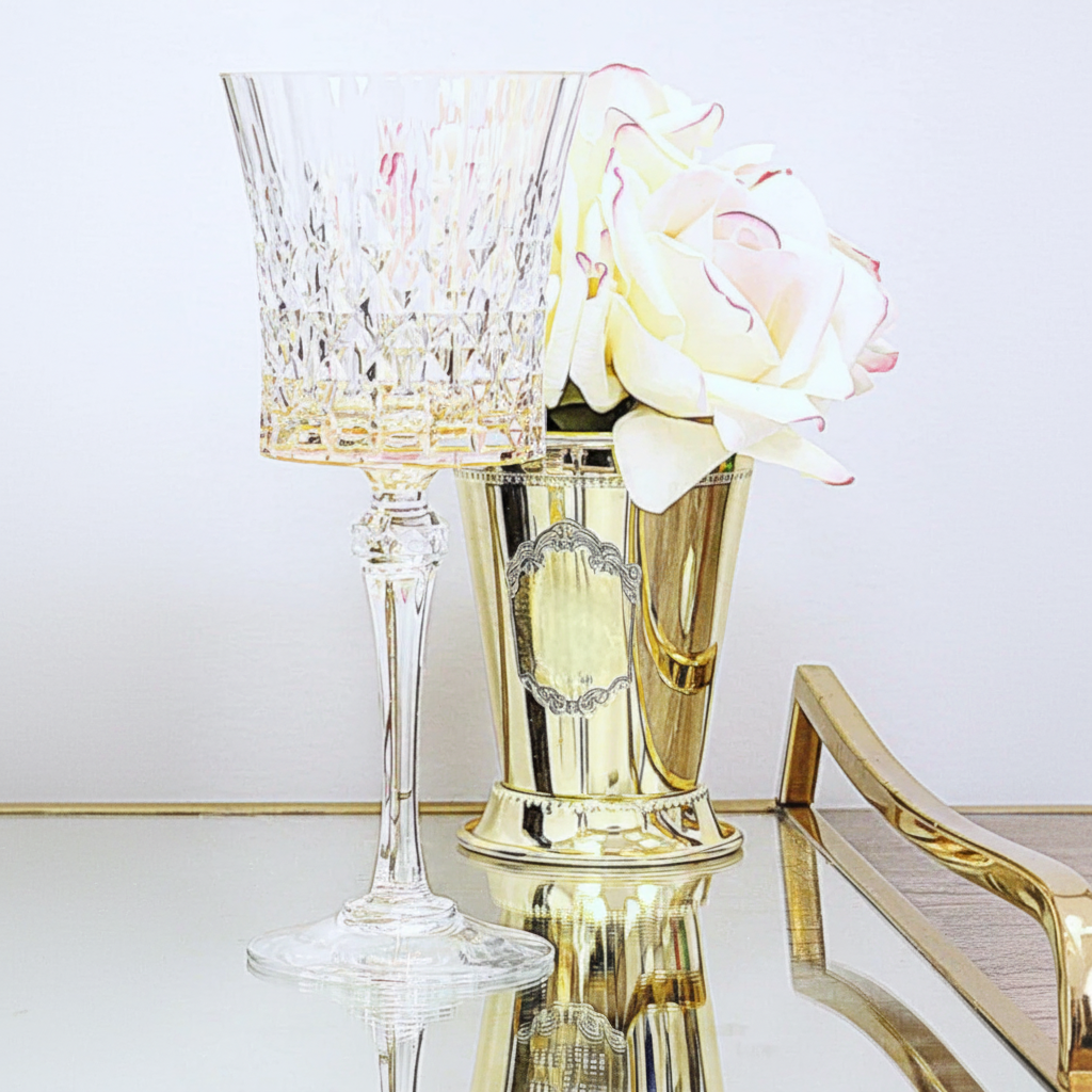 Liscio Ottico  Diamond Wine Glasses with Smoked Shade on the Bottom