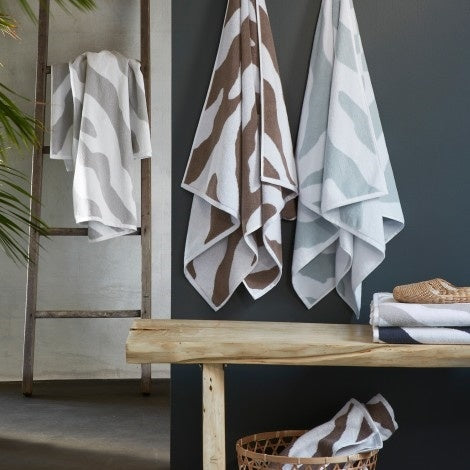 Matouk Fossey Towels